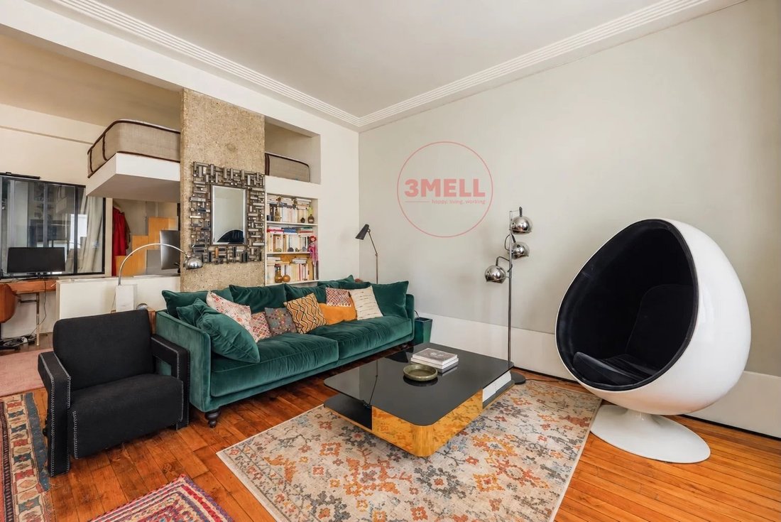 Apartment in Montmartre, Paris 18e Arrondissement, Paris 4 - 18821901
