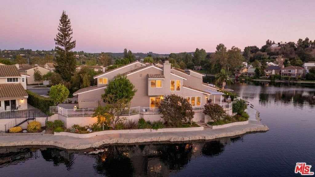 Condominio a Hidden Hills, California, Stati Uniti 2 - 18823344
