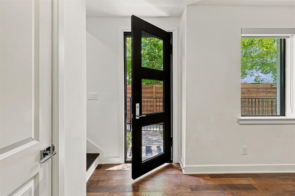 Condo in Dallas, Texas, United States 3 - 18824448