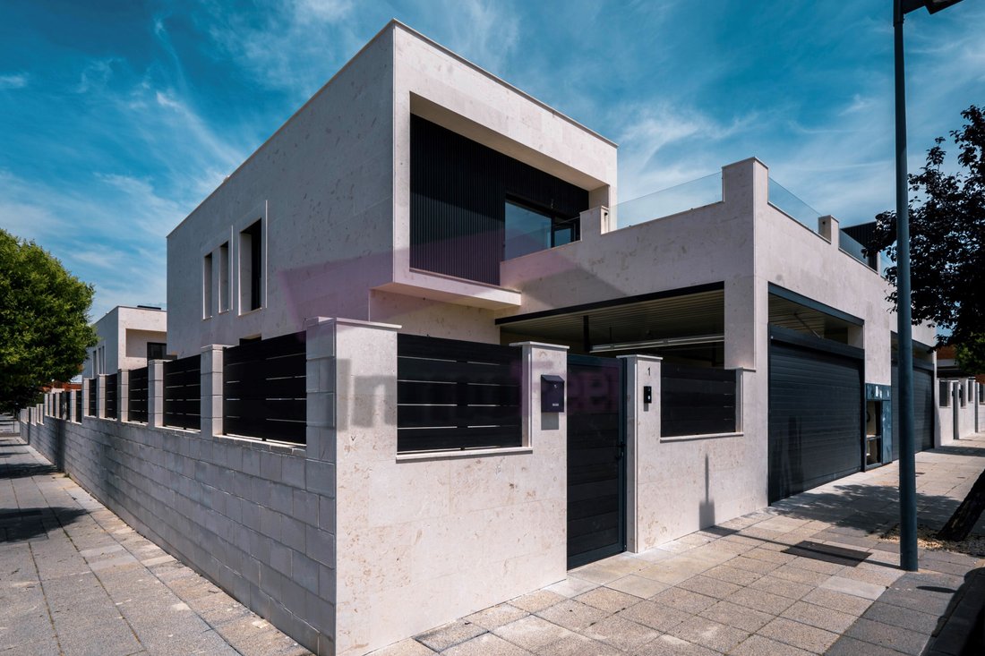 Casa en Paracuellos de Jarama, Comunidad de Madrid, España 1 - 18825287