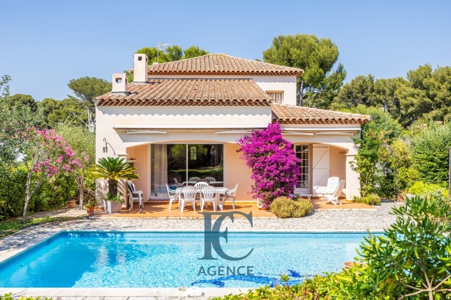 House in Nord, Sanary-sur-Mer, France 1 - 18822040