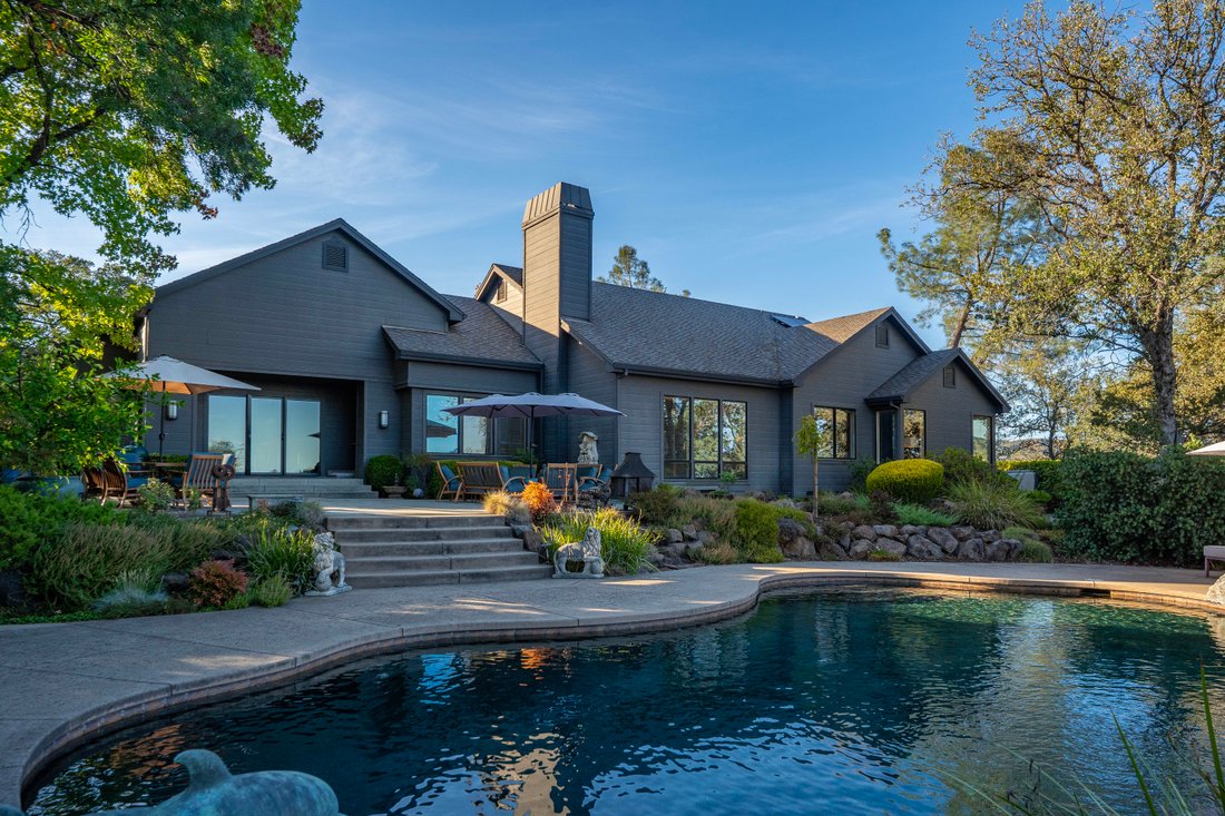 Casa a Redding, California, Stati Uniti 2 - 18826069