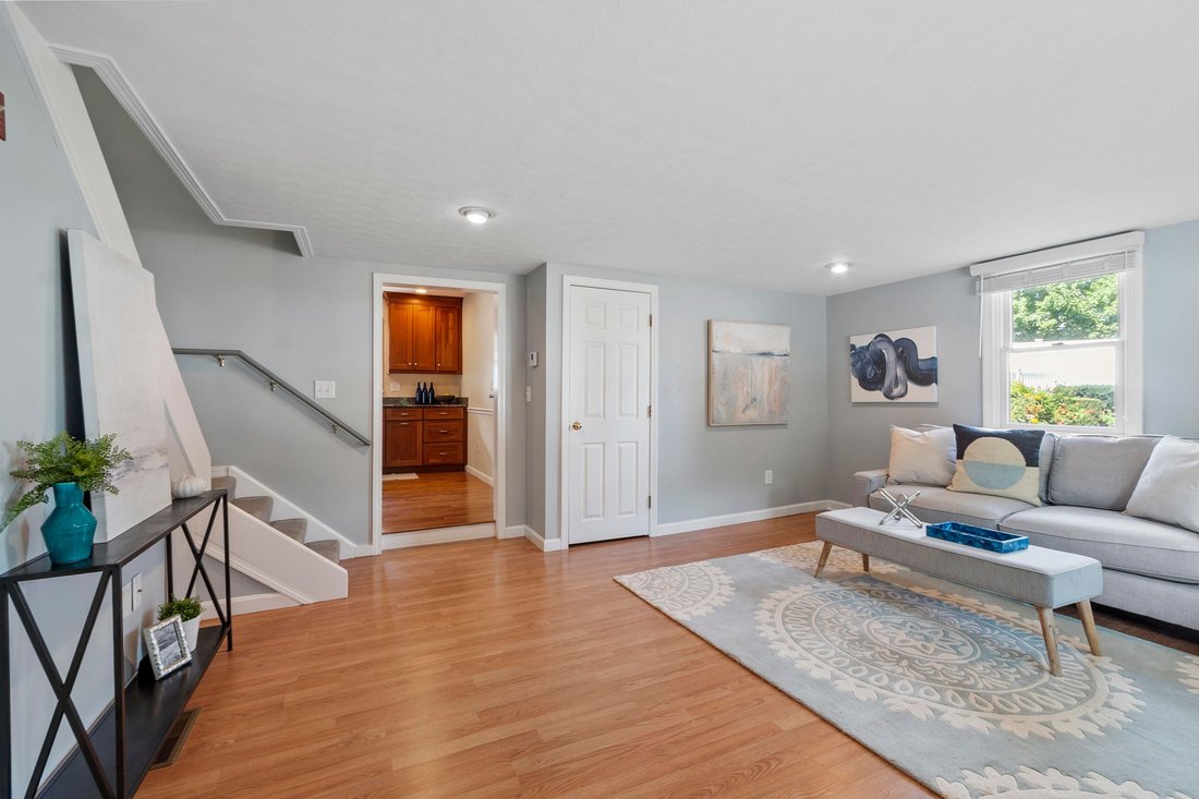 House in Billerica, Massachusetts, United States 2 - 18822674
