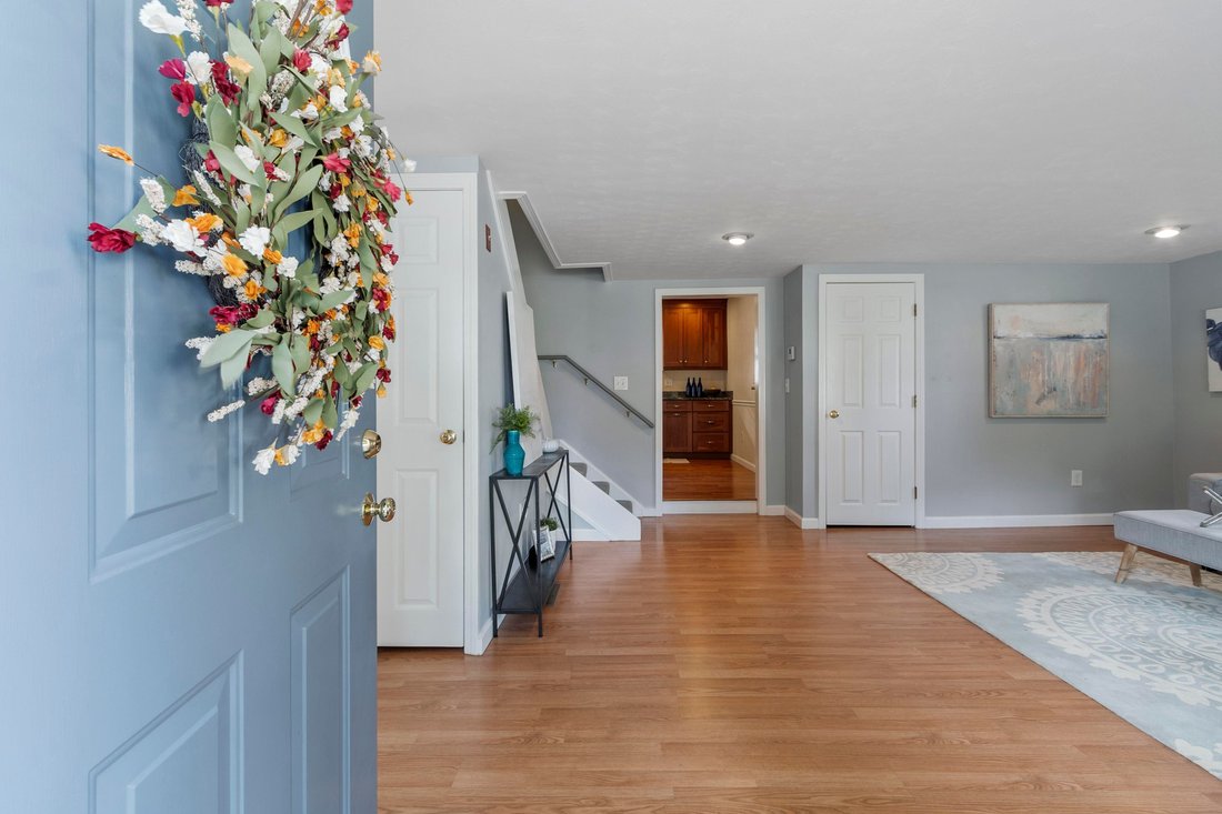 House in Billerica, Massachusetts, United States 1 - 18822674