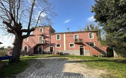 Anwesen in Fauglia, Toskana, Italien 1