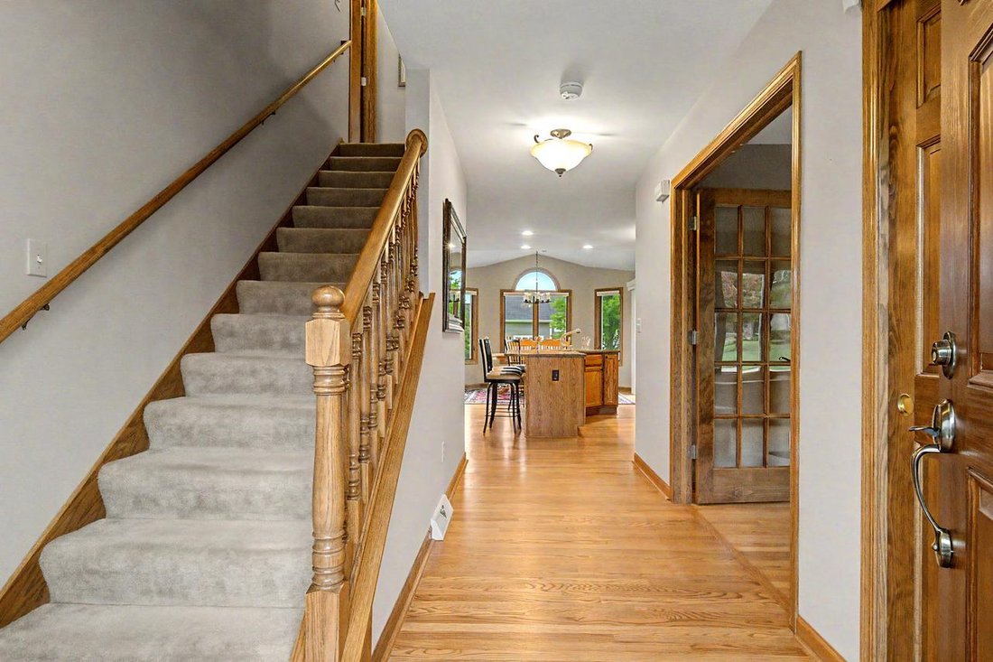 Casa a New Berlin, Wisconsin, Stati Uniti 2 - 18826343
