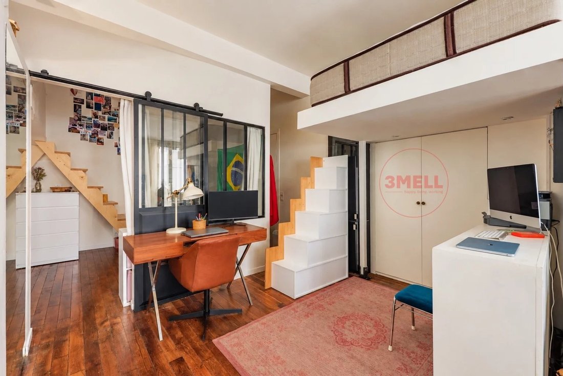 Apartment in Montmartre, Paris 18e Arrondissement, Paris 5 - 18821901