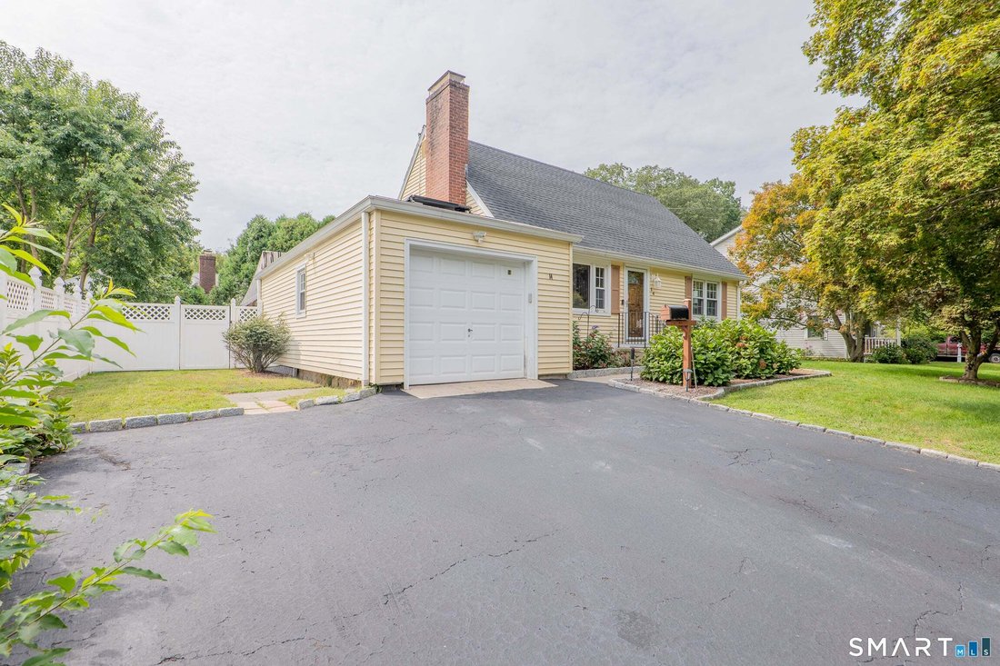 House in Stamford, Connecticut, United States 3 - 18826437