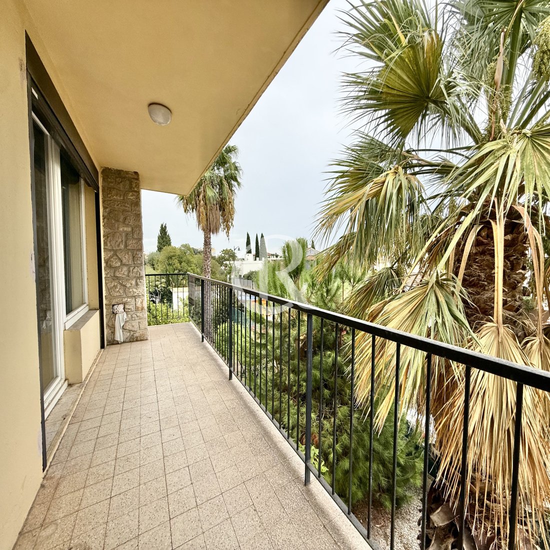 Villa a Hyères, Provenza-Alpi-Costa Azzurra, Francia 4 - 18821654