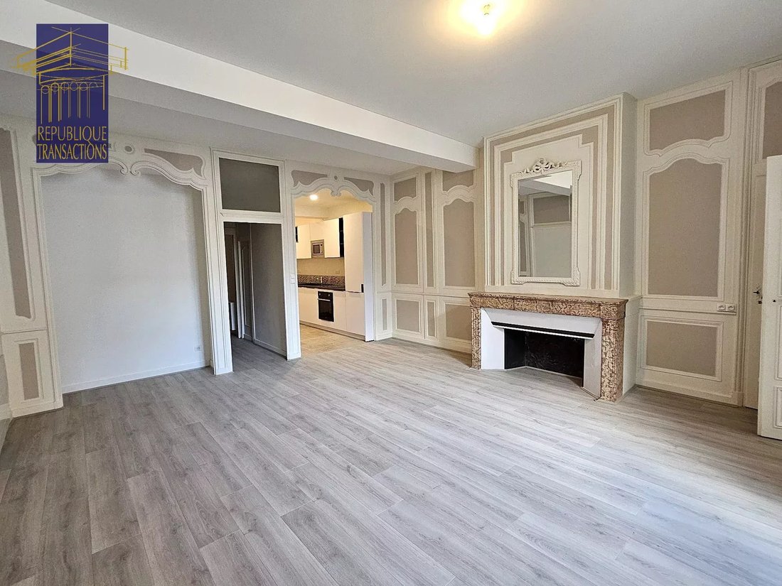 Apartment in Centre Ville, Beaune, France 3 - 18821902