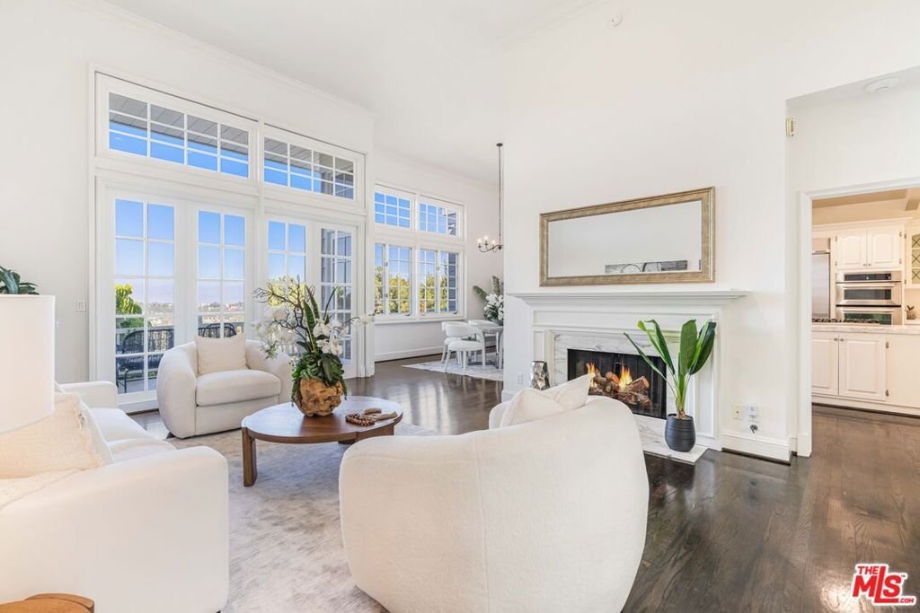 Appartement à Los Angeles, Californie, États-Unis 1 - 18823397
