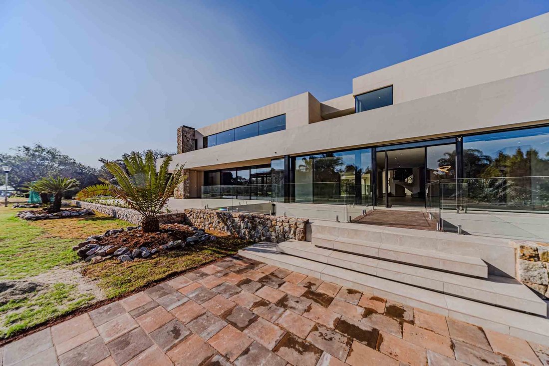 Maison à Woodhill Golf Estate, Gauteng, Afrique du Sud 4 - 18823111