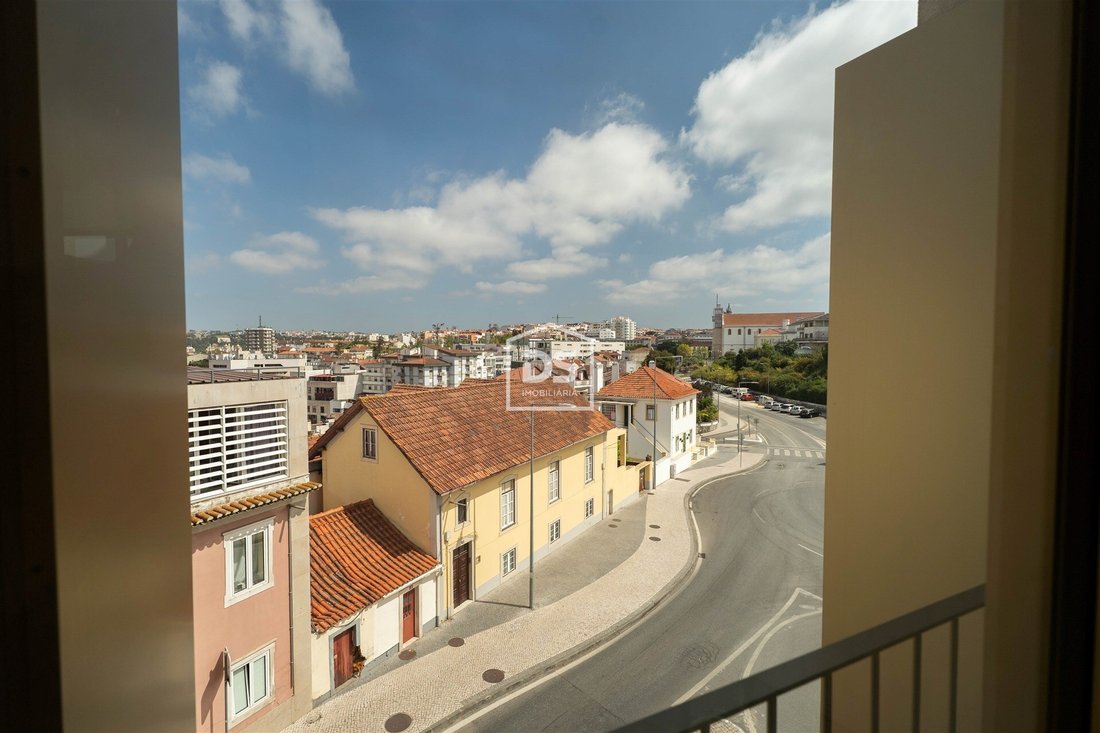 Apartment in Leiria, Pousos, Barreira e Cortes, Leiria District, Portugal 2 - 18824556