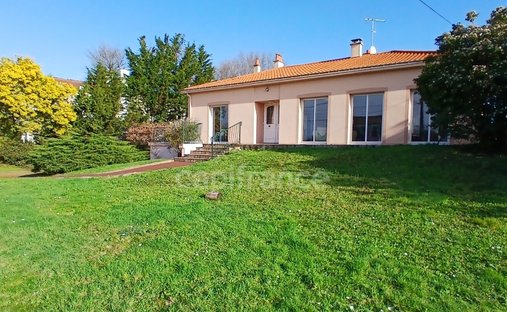 Casa en Houssais, Rezé, Francia 1