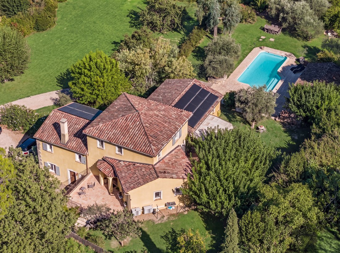 Maison à Fayence, Provence-Alpes-Côte d'Azur, France 4 - 18824585