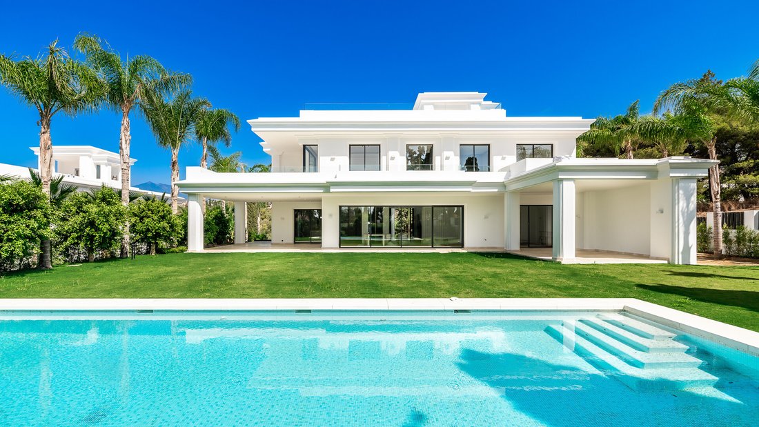 Villa in Marbella, Andalusien, Spanien 1 - 18824864