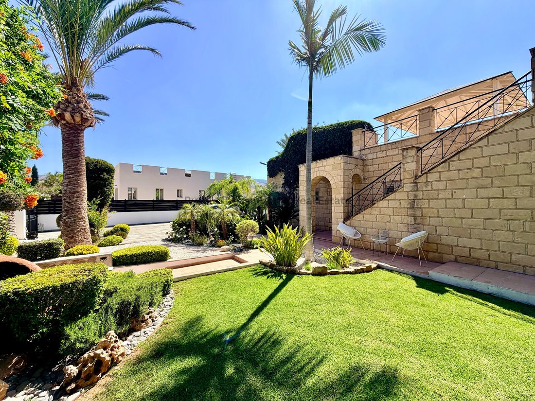 Villa in Peyia, Paphos, Cyprus 2 - 18822272