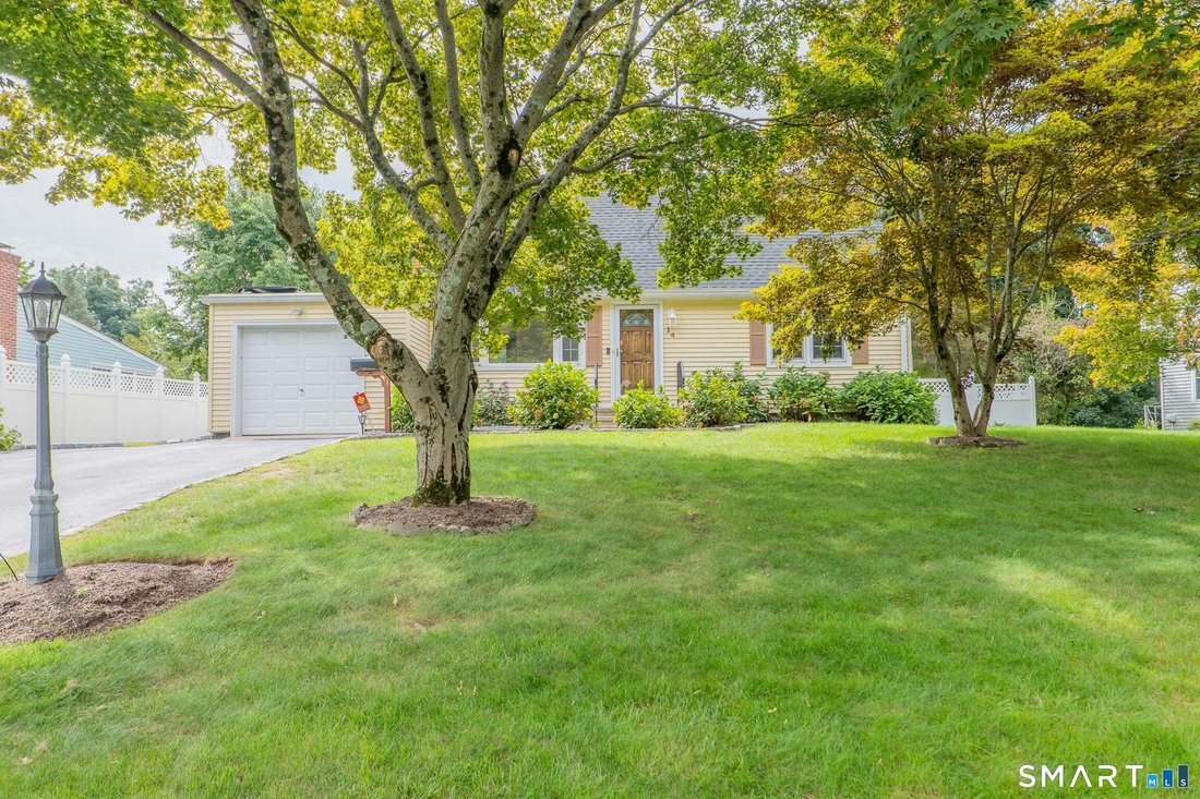 House in Stamford, Connecticut, United States 2 - 18826437