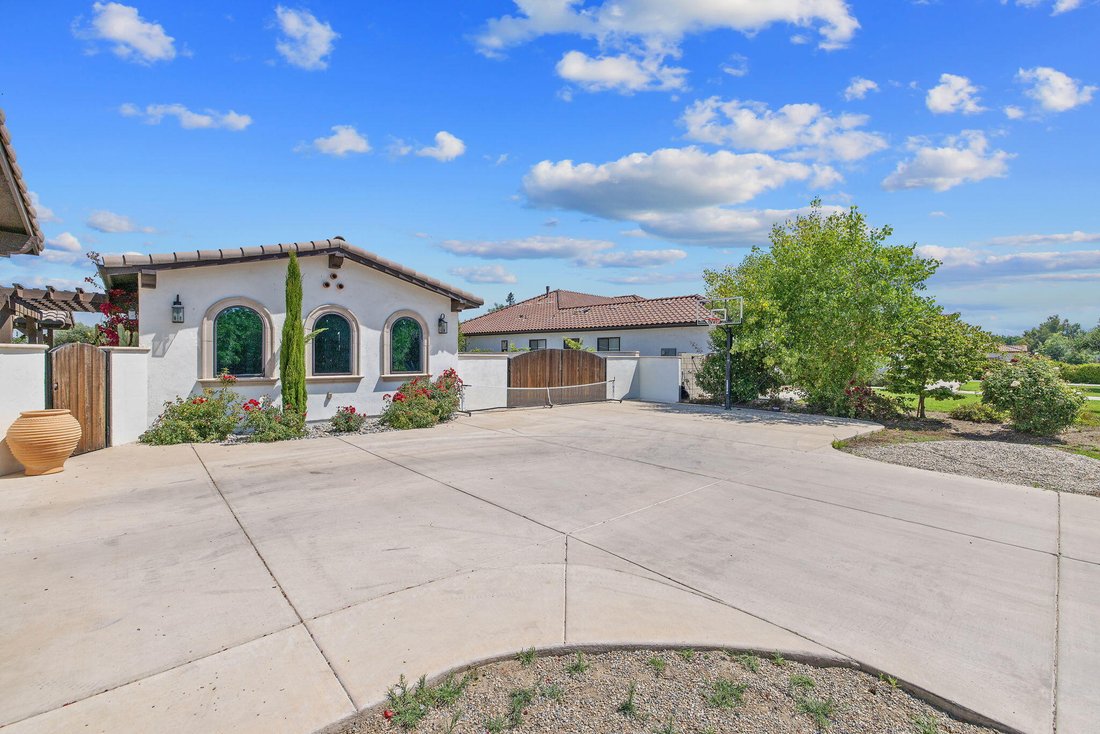 Casa en Visalia, California, Estados Unidos 5 - 18827001