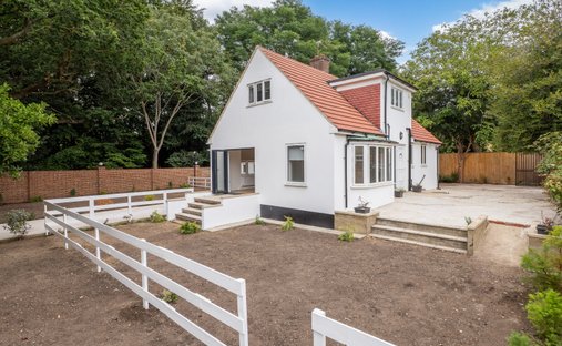 Casa a London Borough of Sutton, Inghilterra 1