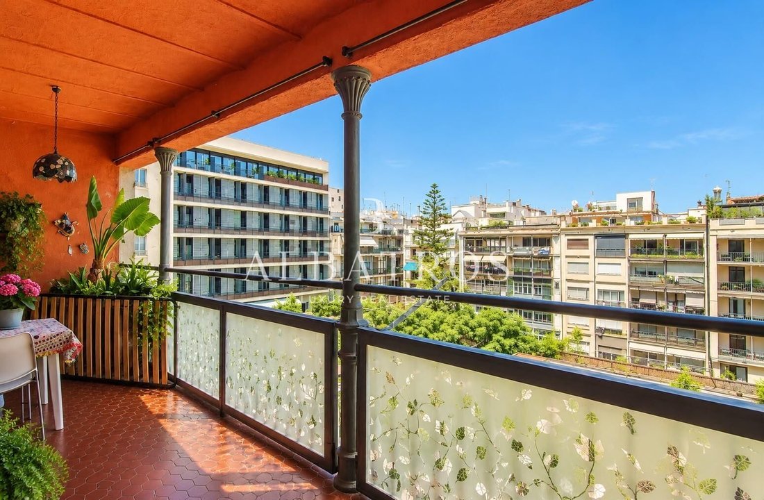 Wohnung in Eixample, Barcelona, Spanien 1 - 18827450