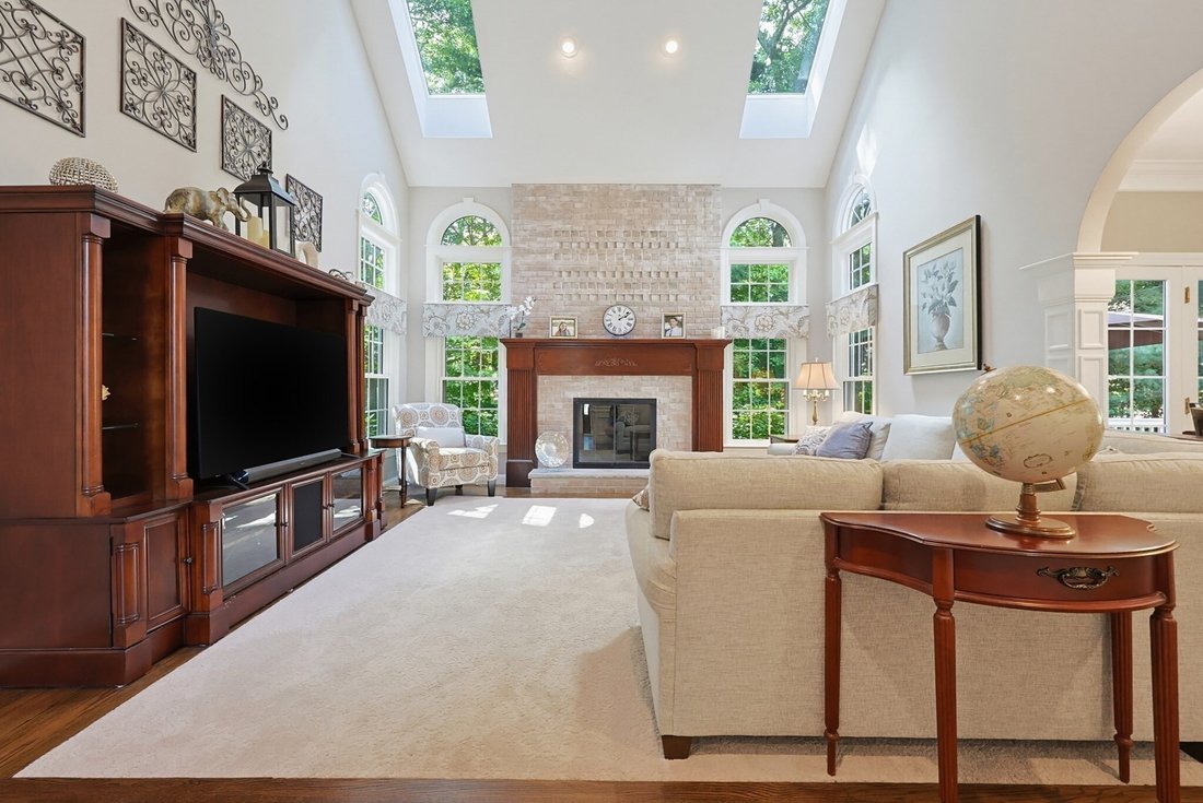 House in Franklin, Massachusetts, United States 4 - 18827046