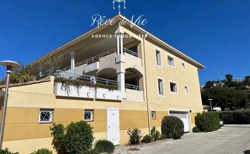 Apartment in Le Lavandou, Provence-Alpes-Côte d'Azur, France 1