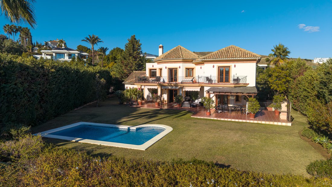 Villa in Benahavis, Andalusia, Spain 2 - 18827503