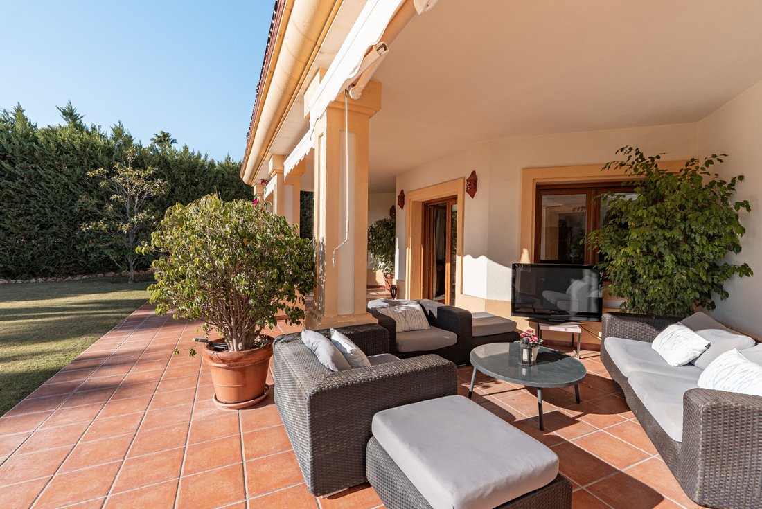 Villa in Benahavis, Andalusia, Spain 5 - 18827503