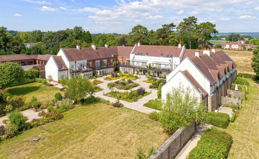 House in West Malling, England 1