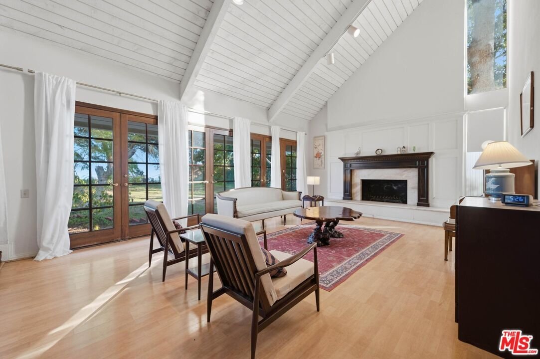 House in Los Angeles, California, United States 5 - 18827076