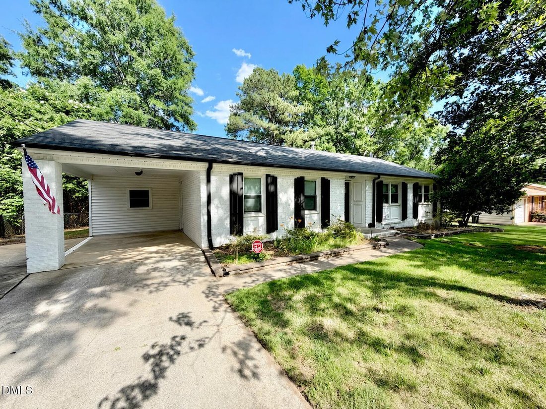 Casa a Cary, Carolina del Nord, Stati Uniti 1 - 18827195