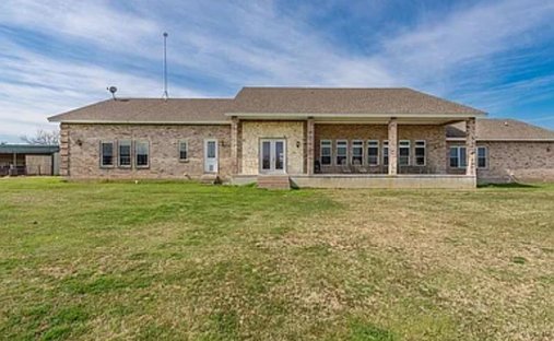 House in Weatherford, Texas, United States 1