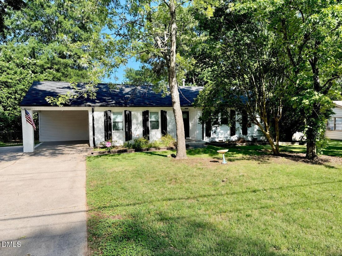 Casa a Cary, Carolina del Nord, Stati Uniti 2 - 18827195