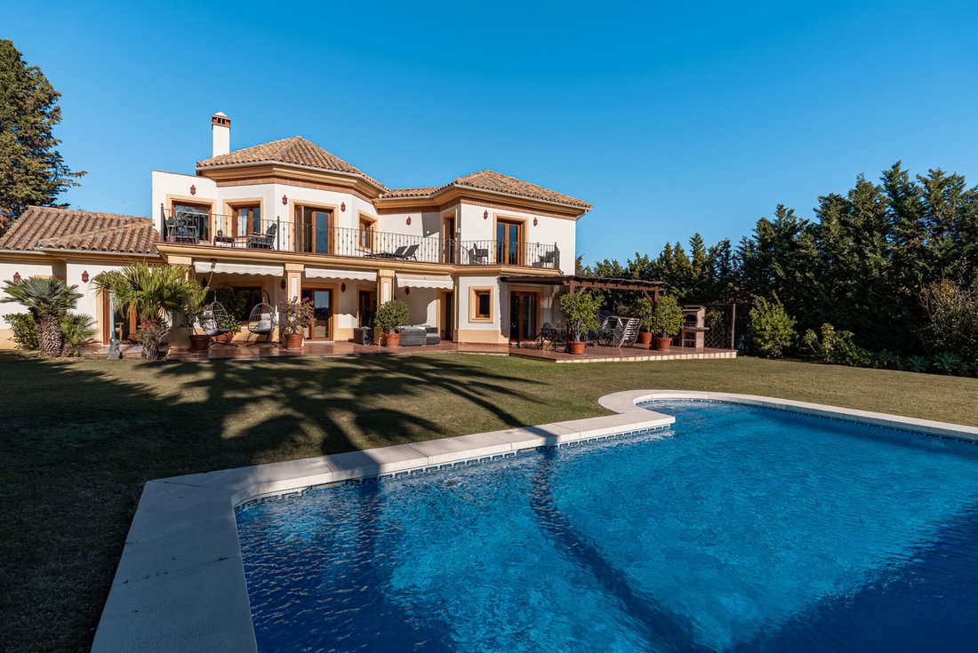 Villa in Benahavis, Andalusia, Spain 3 - 18827503