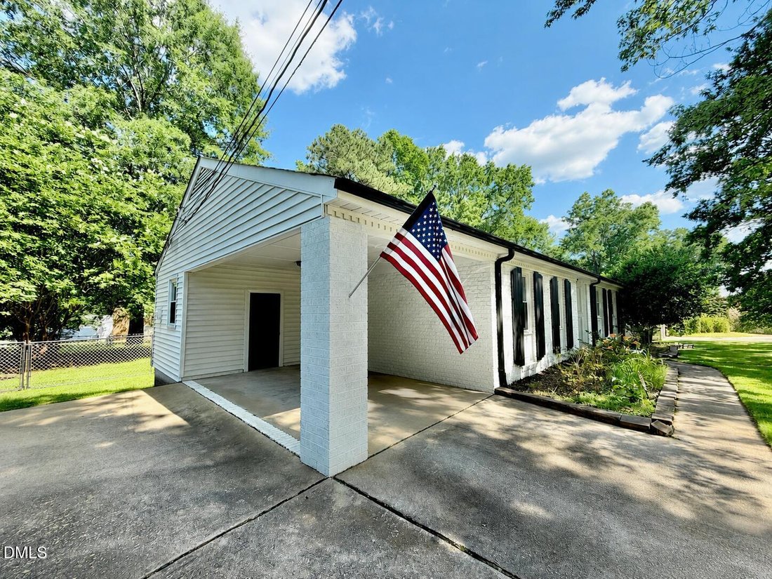 Casa a Cary, Carolina del Nord, Stati Uniti 3 - 18827195