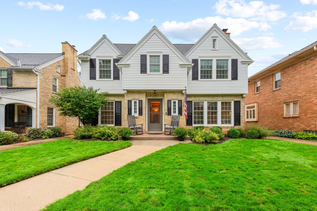 Casa a Wauwatosa, Wisconsin, Stati Uniti 1 - 18827325