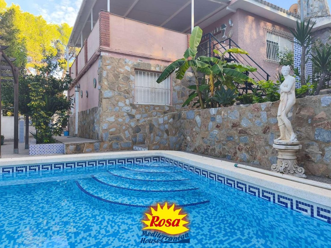 Chalet in Torrevieja, Land Valencia, Spanien 1 - 18827478