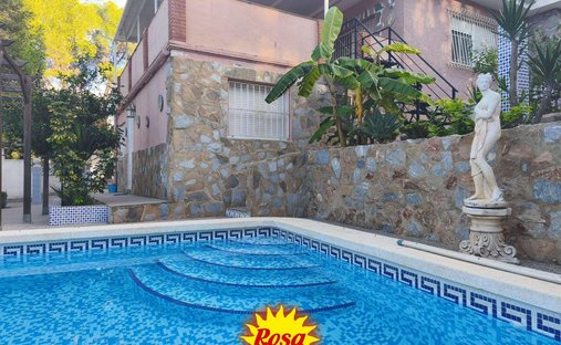 Chalet in Torrevieja, Valencian Community, Spain 1