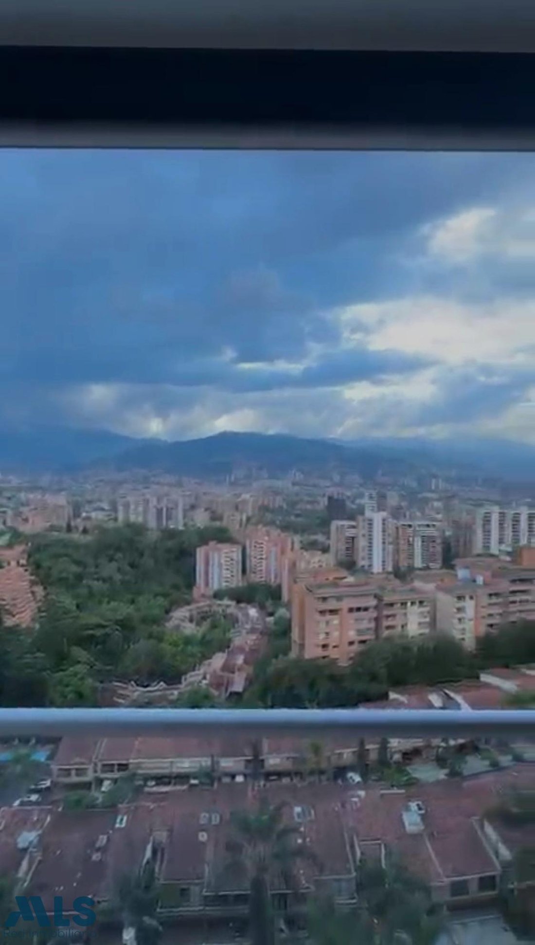 Wohnung in Envigado, Departamento de Antioquia, Kolumbien 1 - 18827458