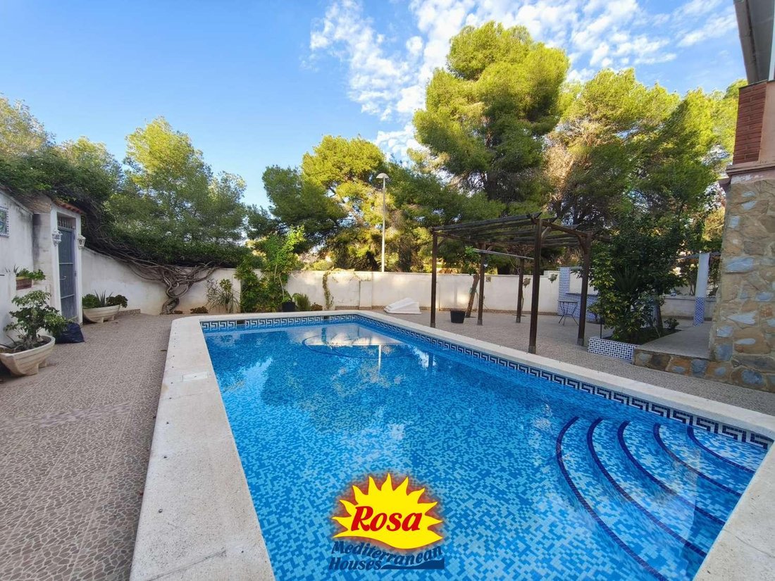 Chalet in Torrevieja, Land Valencia, Spanien 2 - 18827478