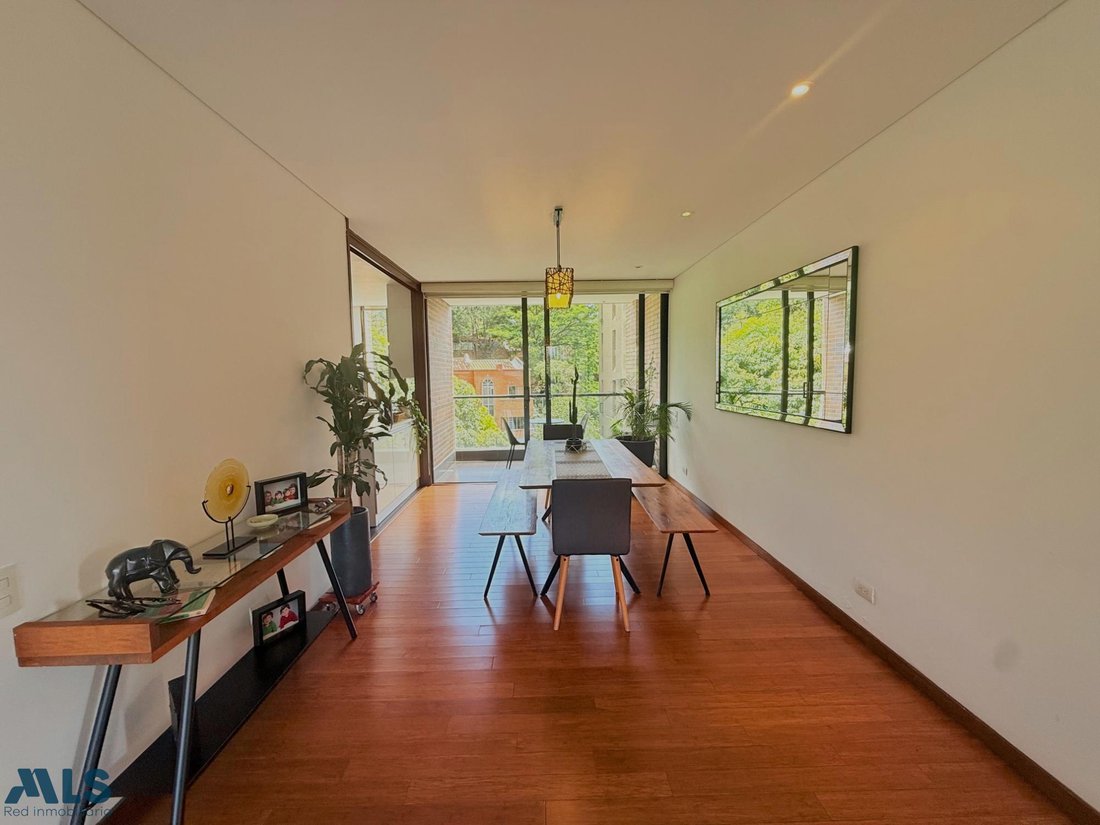 Apartment in Medellín, Antioquia, Colombia 4 - 18827445