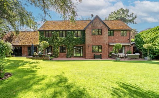 House in Four Oaks Common, Sutton Coldfield, England 1