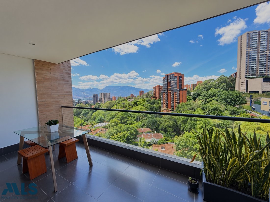 Apartment in Medellín, Antioquia, Colombia 3 - 18827445