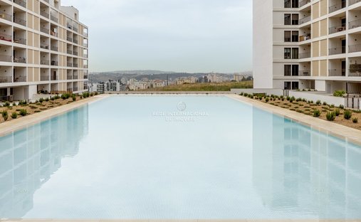 Appartamento a Santo António dos Cavaleiros, Lisbona, Portogallo 1