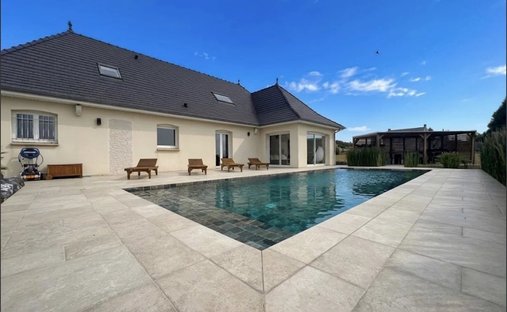 House in Avesnes-les-Aubert, Hauts-de-France, France 1