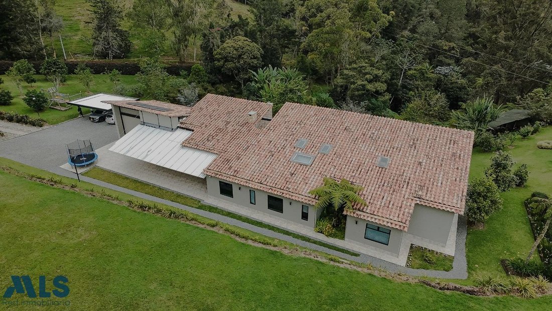 House in El Retiro, Retiro, Colombia 2 - 18827462