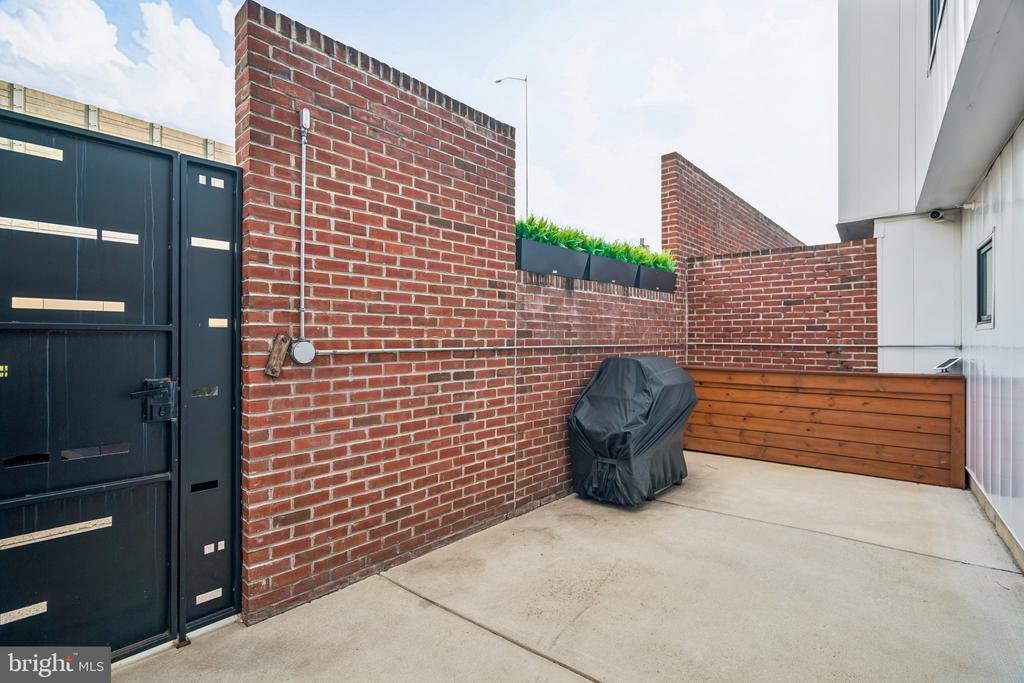 Townhouse in Philadelphia, Pennsylvania, United States 3 - 18827057