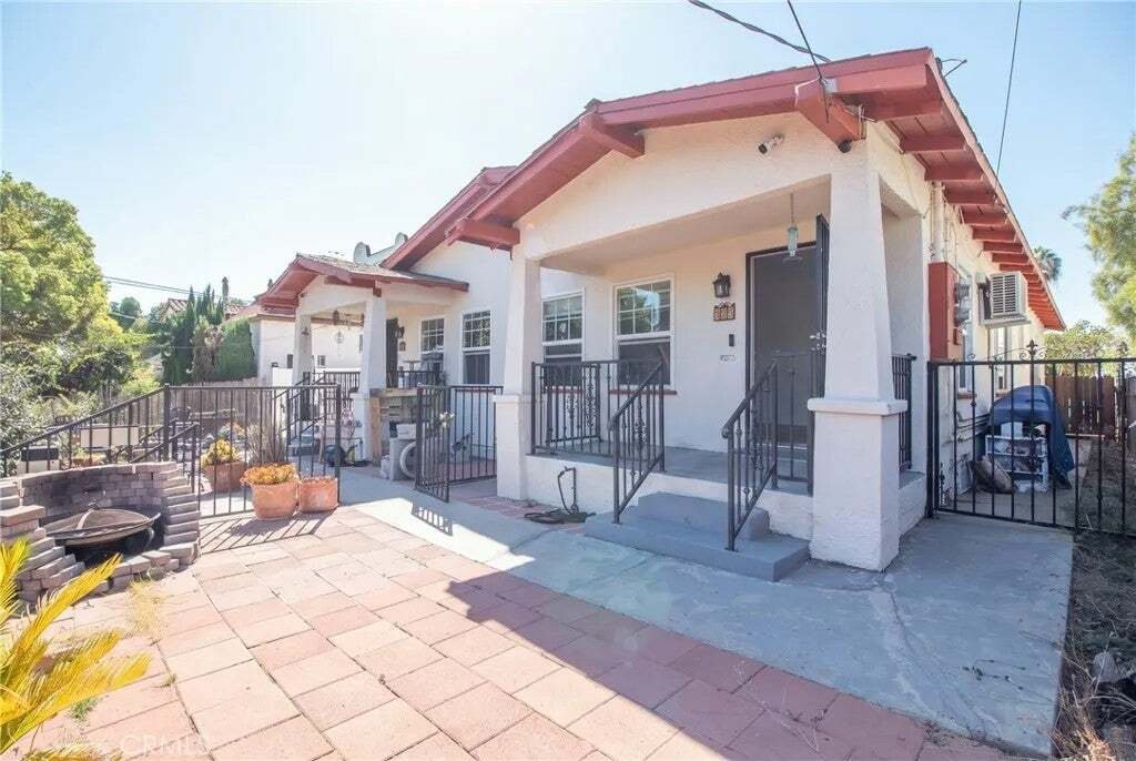 Townhouse in Los Angeles, California, United States 2 - 18827073