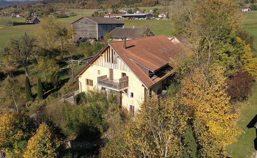 Anwesen in Lamboing, Plateau de Diesse, Schweiz 1